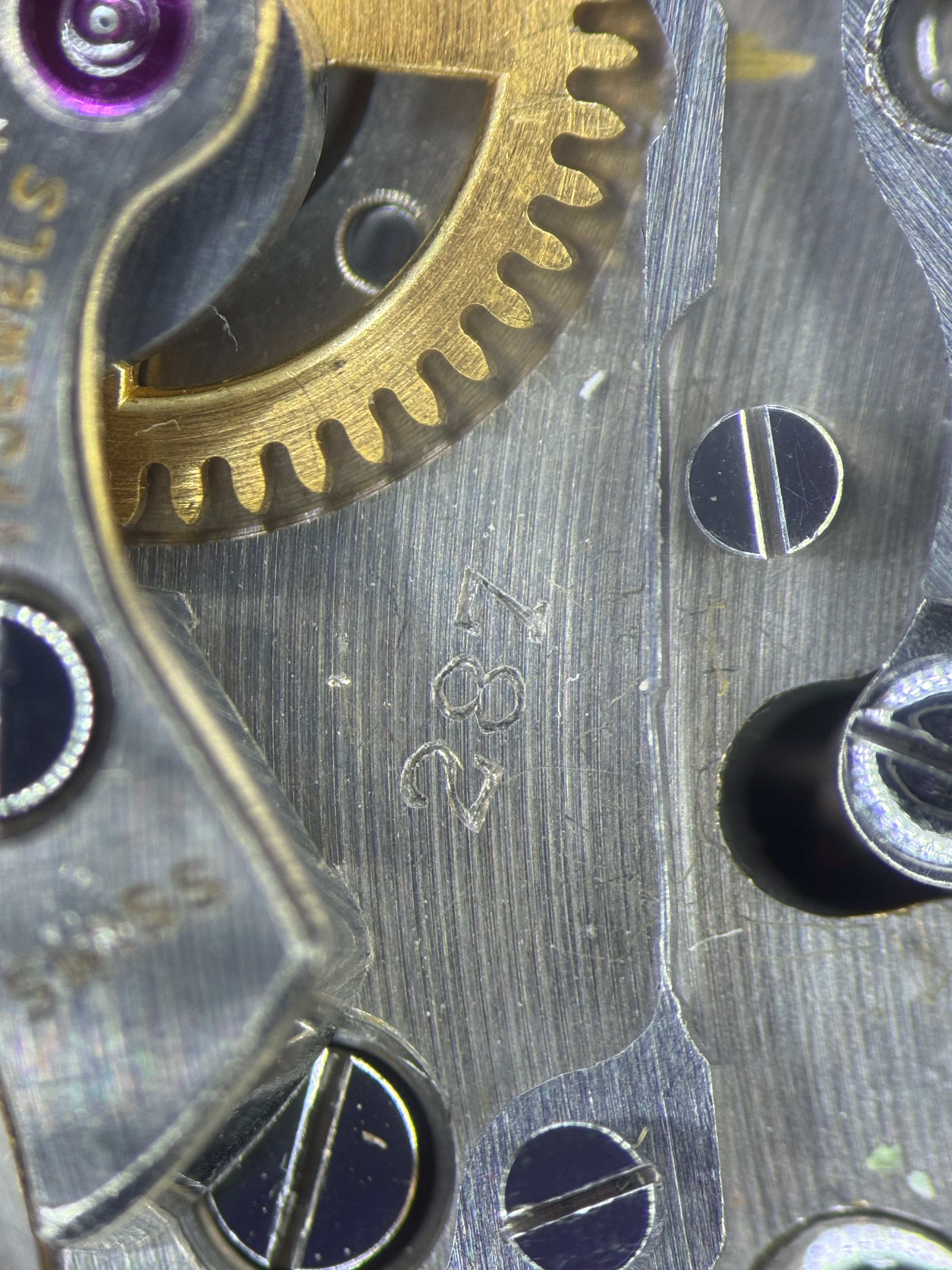 Universal Genéve Uni-Compax Ref. 32416