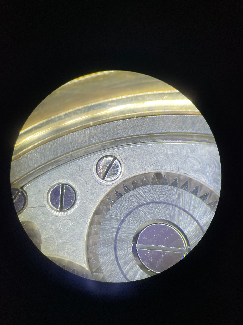 Zlaté vreckové hodinky Omega 1920