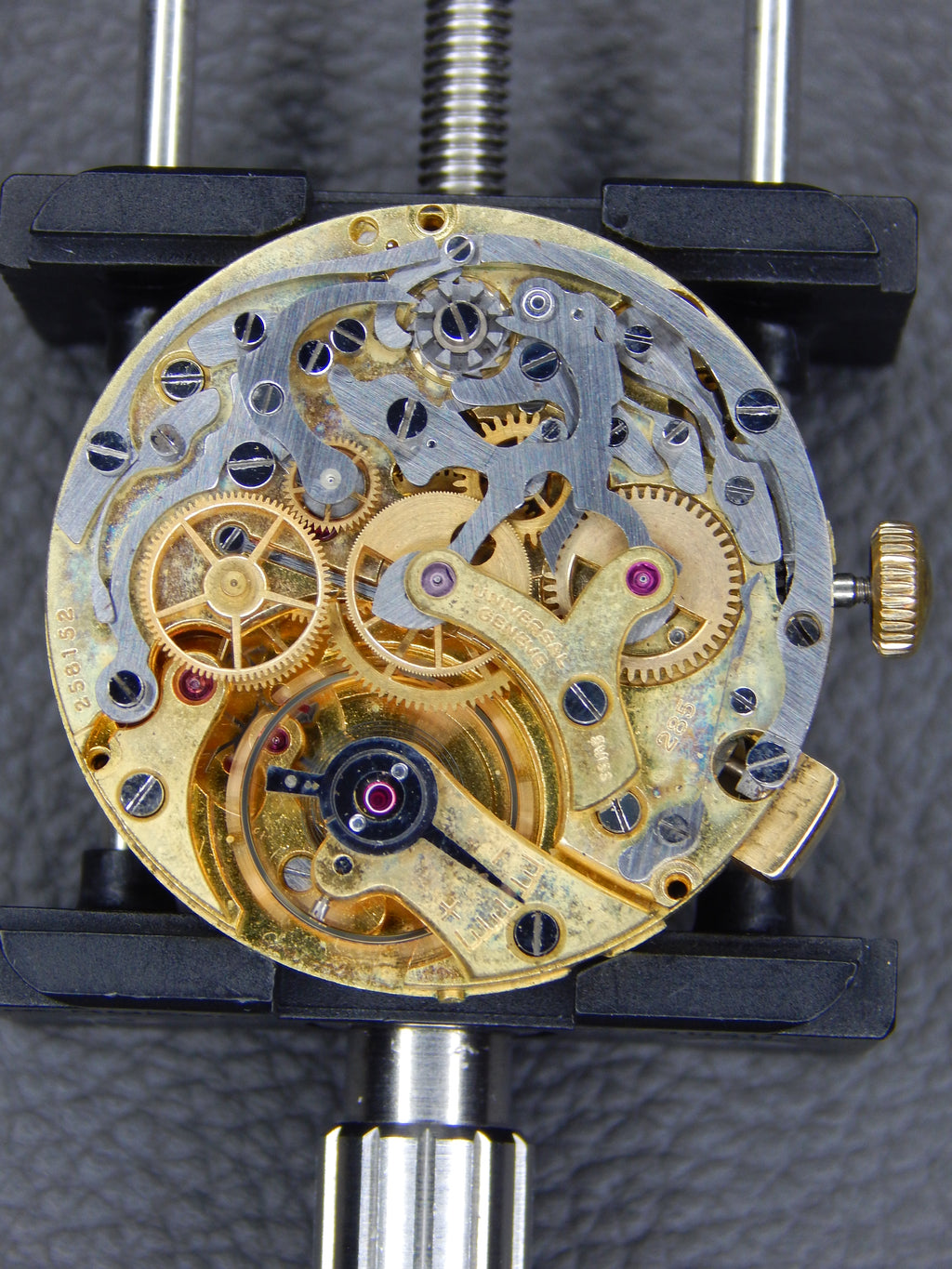 Universal Geneve Uni-Compax Ref. 12445