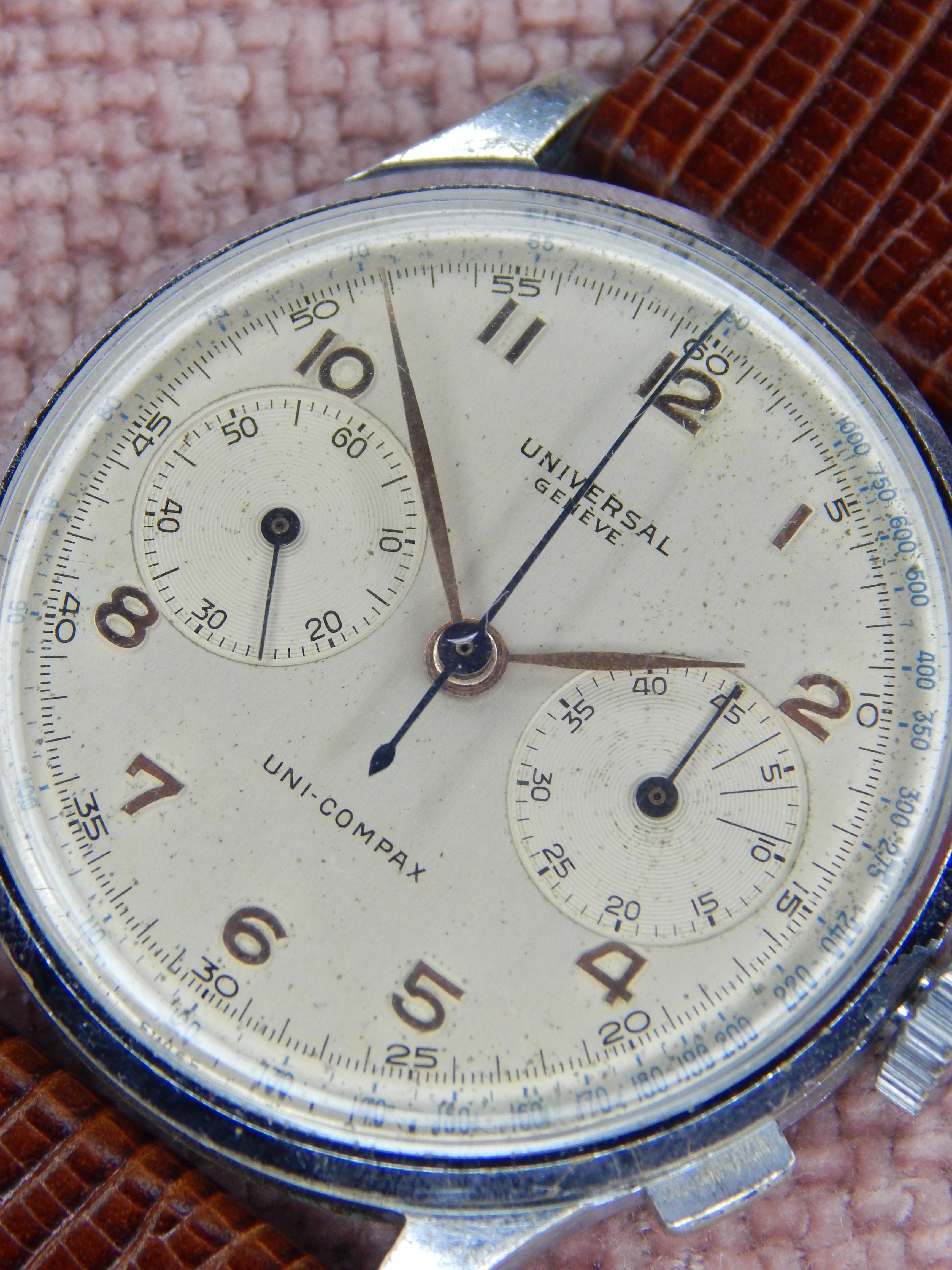 Universal Genéve Uni-Compax Ref. 32416
