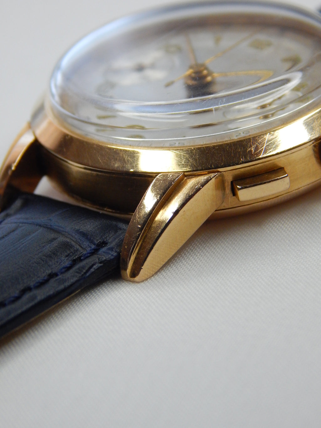 Ulysse Nardin Zlatý chronograf