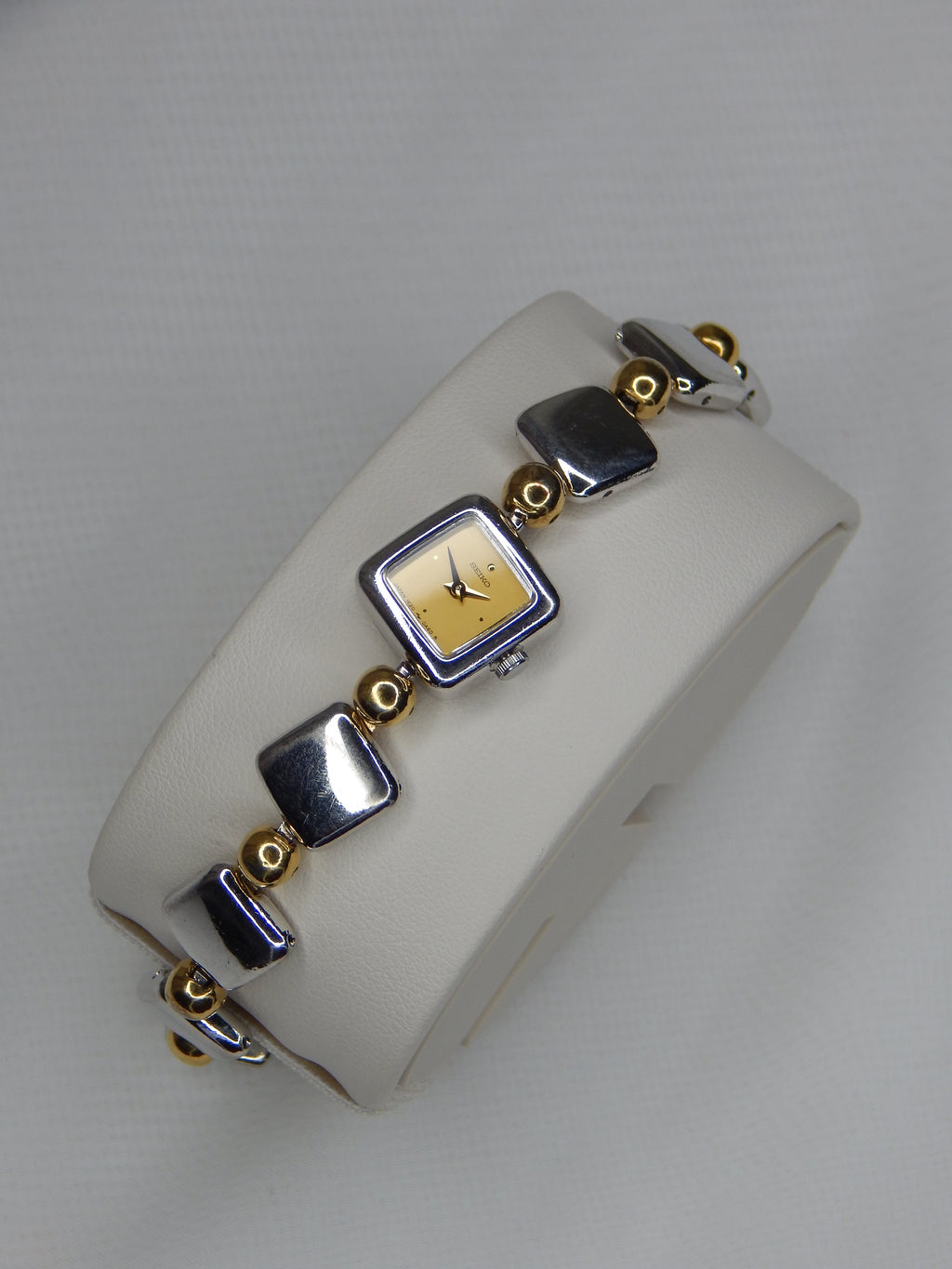 Seiko "Cubie" 1E20-5A00 