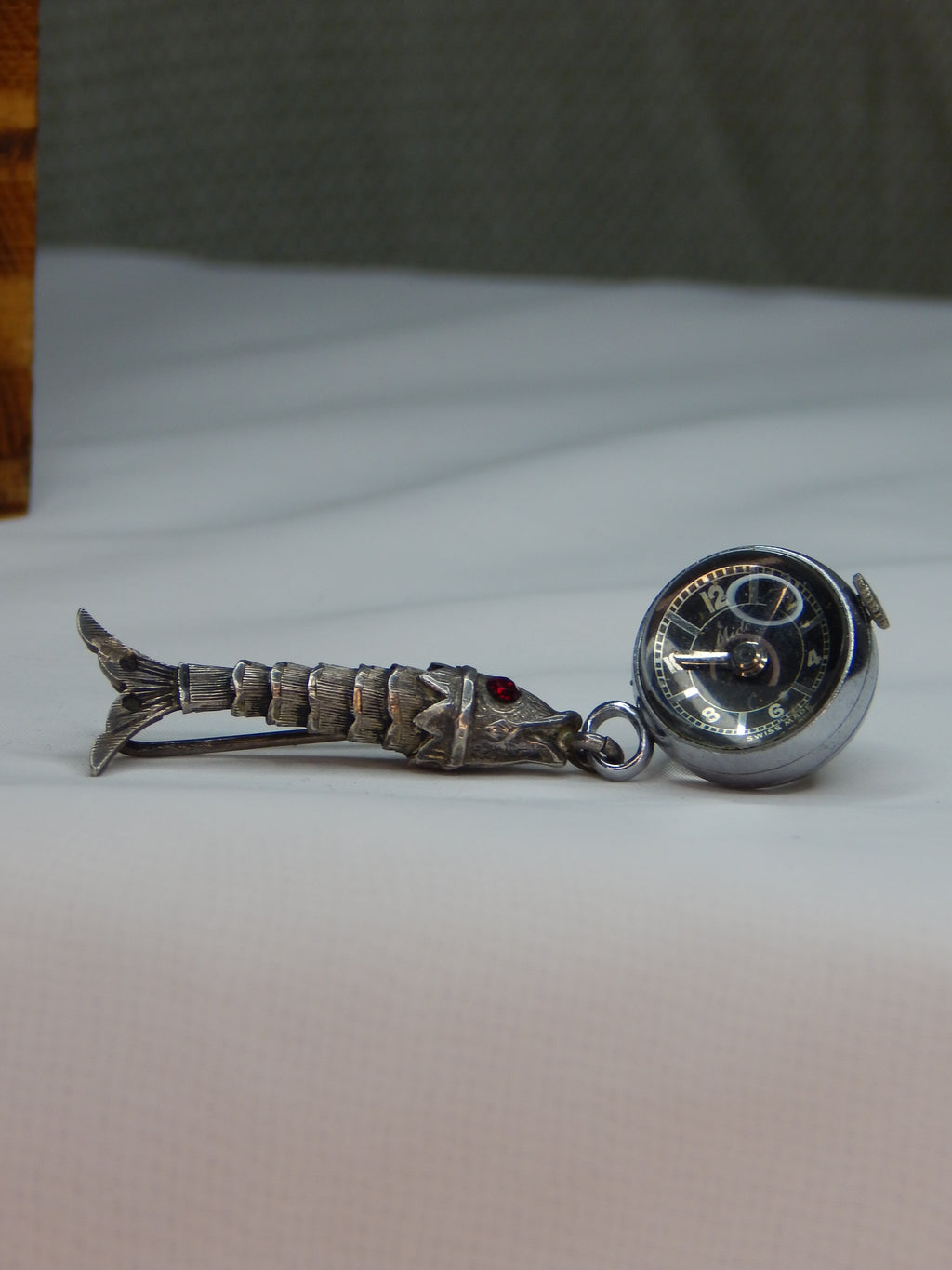 Príveskové hodinky Mido