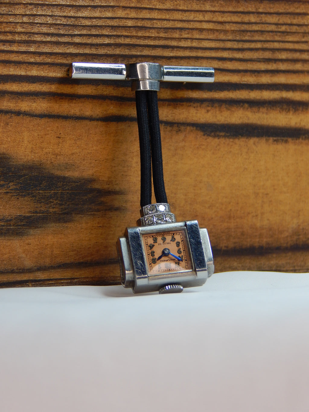 Movado – hodinky pre zdravotné sestry